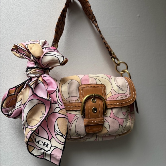 Rare COACH Soho Optic C pink  11909 + matching Silk Scarf Set - Picture 4 of 6